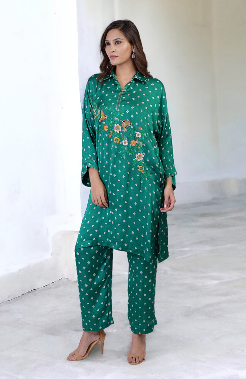 Emerald Green Handcrafted Bandhej Embroidered Co-Ord Set