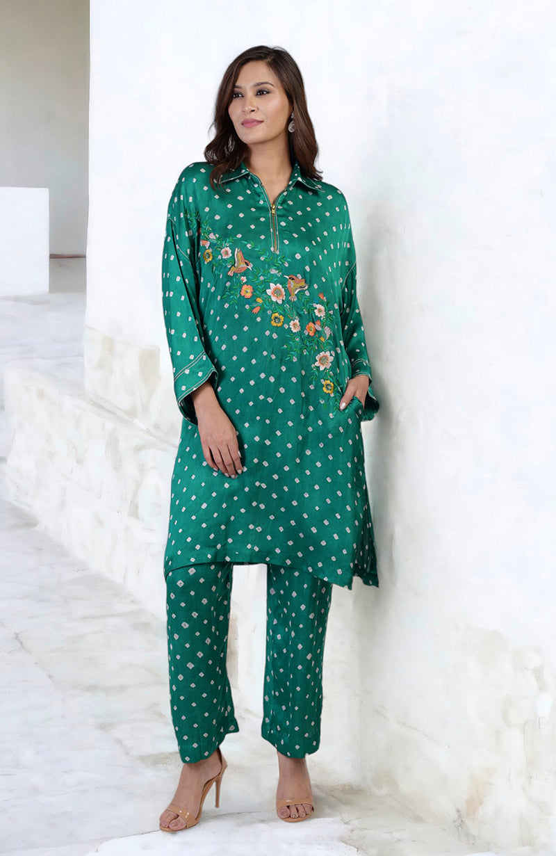 Emerald Green Handcrafted Bandhej Embroidered Co-Ord Set