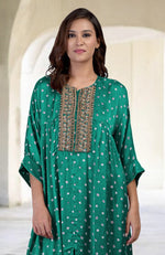 Emerald Green Handcrafted Bandhej Embroidered Co-Ord Set