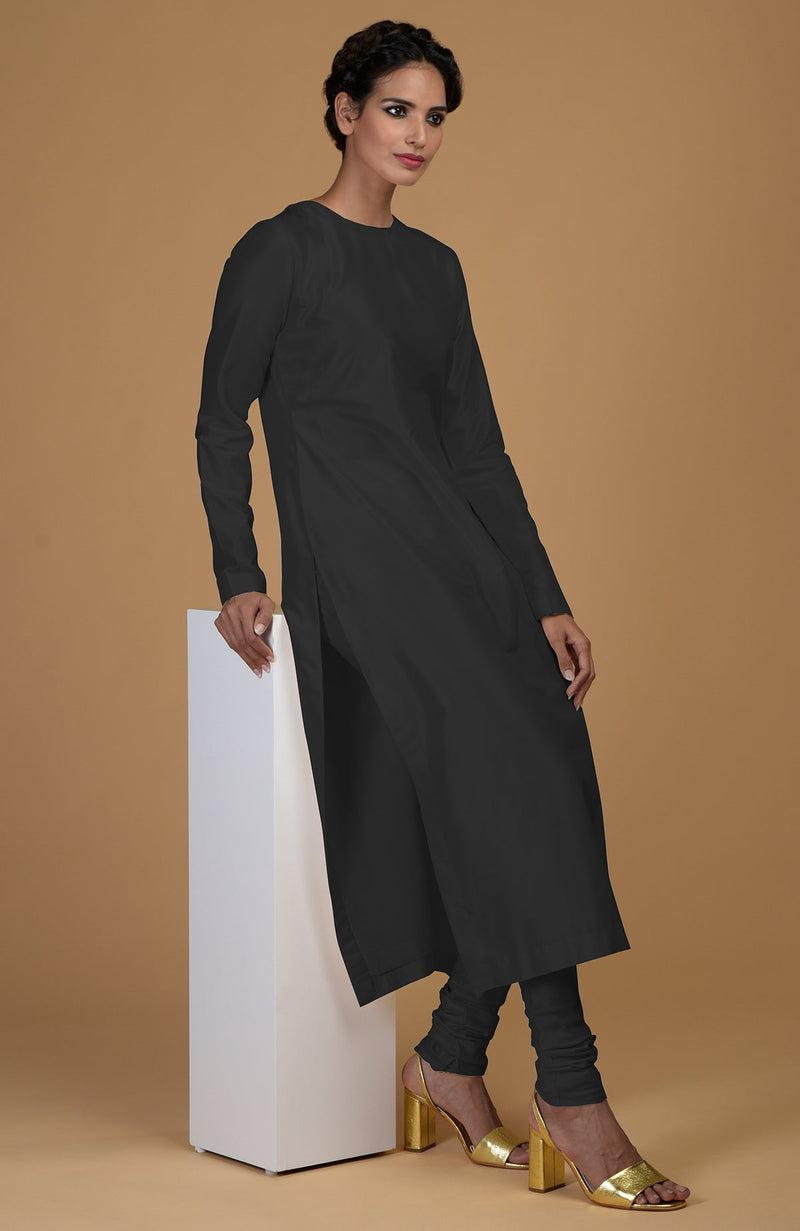 Black Pure Matka Silk Jewel Neck Kurta Set