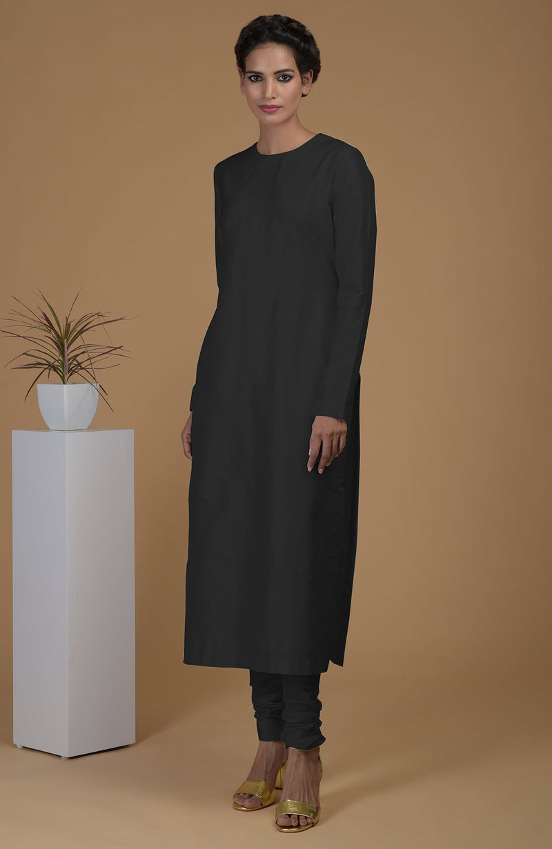 Black Pure Matka Silk Jewel Neck Kurta Set