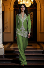 Pepper Stem Embroidered Tunic Set