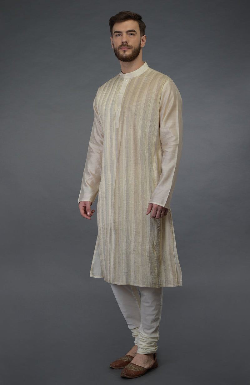 Cream Pure Silk Kurta With Pintuck Detail