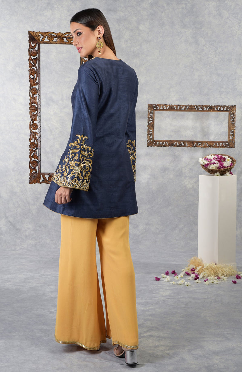 Mood Indigo- Honey Yellow Raw Silk Hand Embroidered Jacket Set With Dupatta