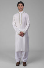 Ivory Kashmiri Tilla Embroidered Kurta Set